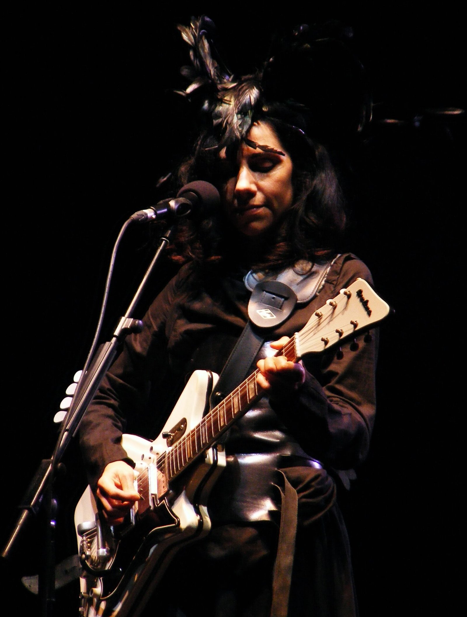 PJ Harvey's Tribute Amidst the Storm