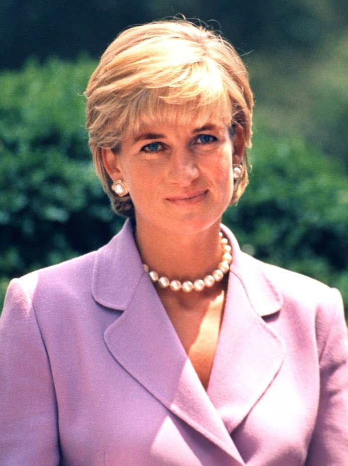Freddie Mercury: The Untold Stories – Princess Diana, Michael Jackson, and Secrets of a Rock Legend