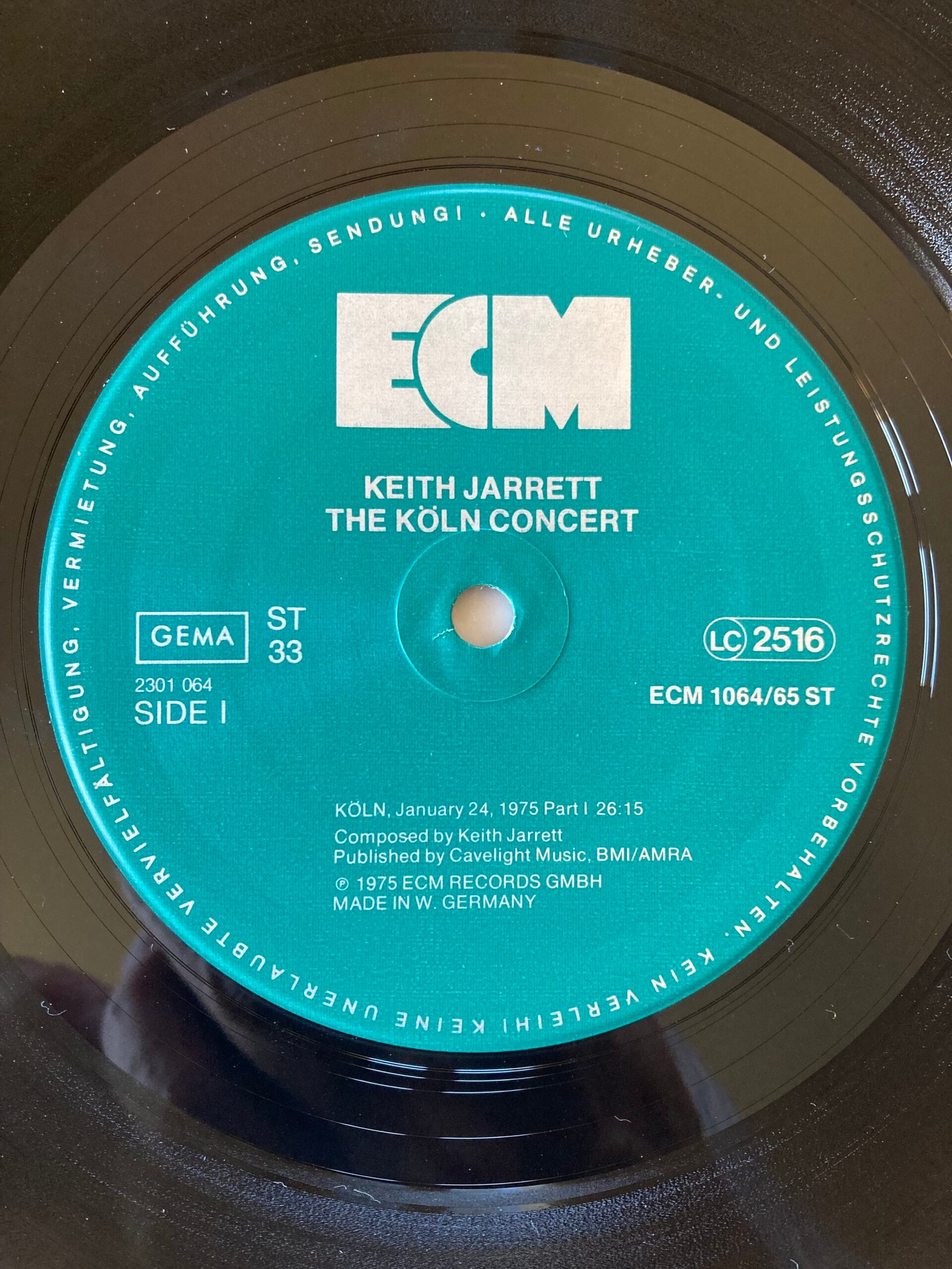 The LP Era: The Golden Age of Touring and Merchandise (1950s–1980s)