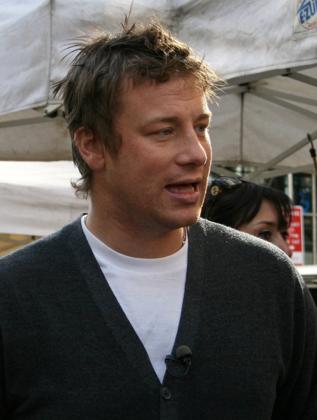 Jamie Oliver: The Naked Chef with a Heart (image credits: wikimedia)