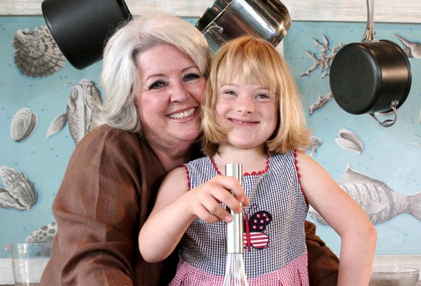 Paula Deen: The Queen of Southern Cuisine (image credits: wikimedia)