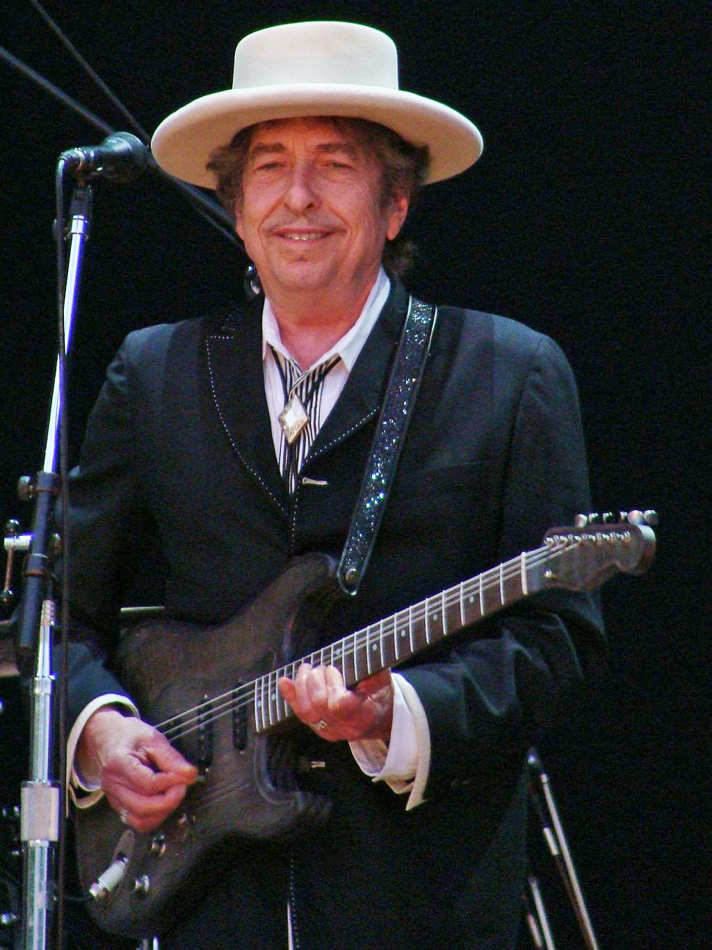 Bob Dylan – Highway 61 Revisited (1965) (image credits: wikimedia)