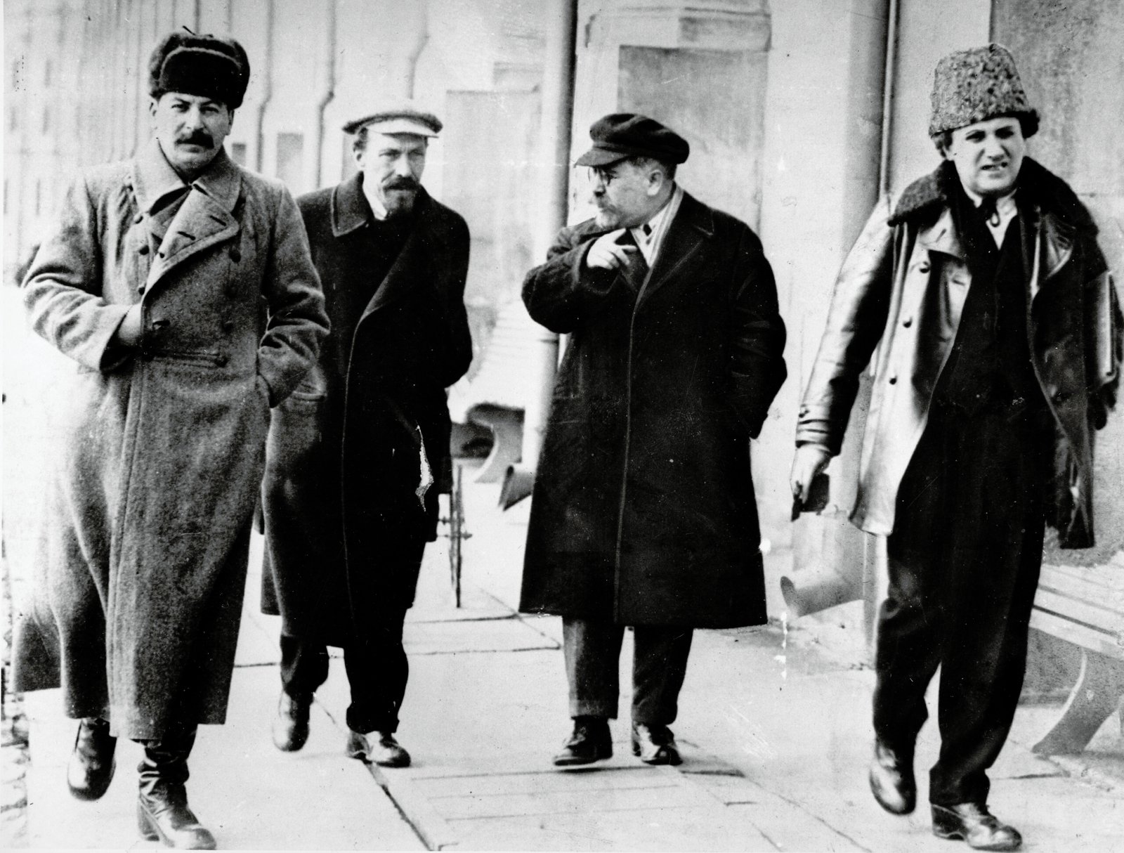Stalin's Path to Leadership (image credits: wikimedia)