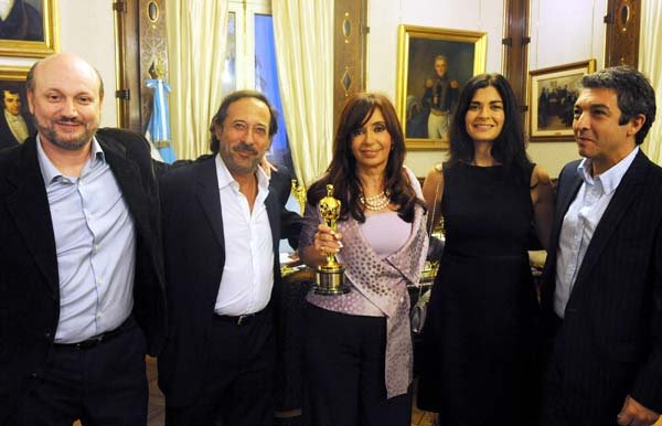 The Secret in Their Eyes (2009) โ Argentina ๐ฆ๐ท (image credits: wikimedia)