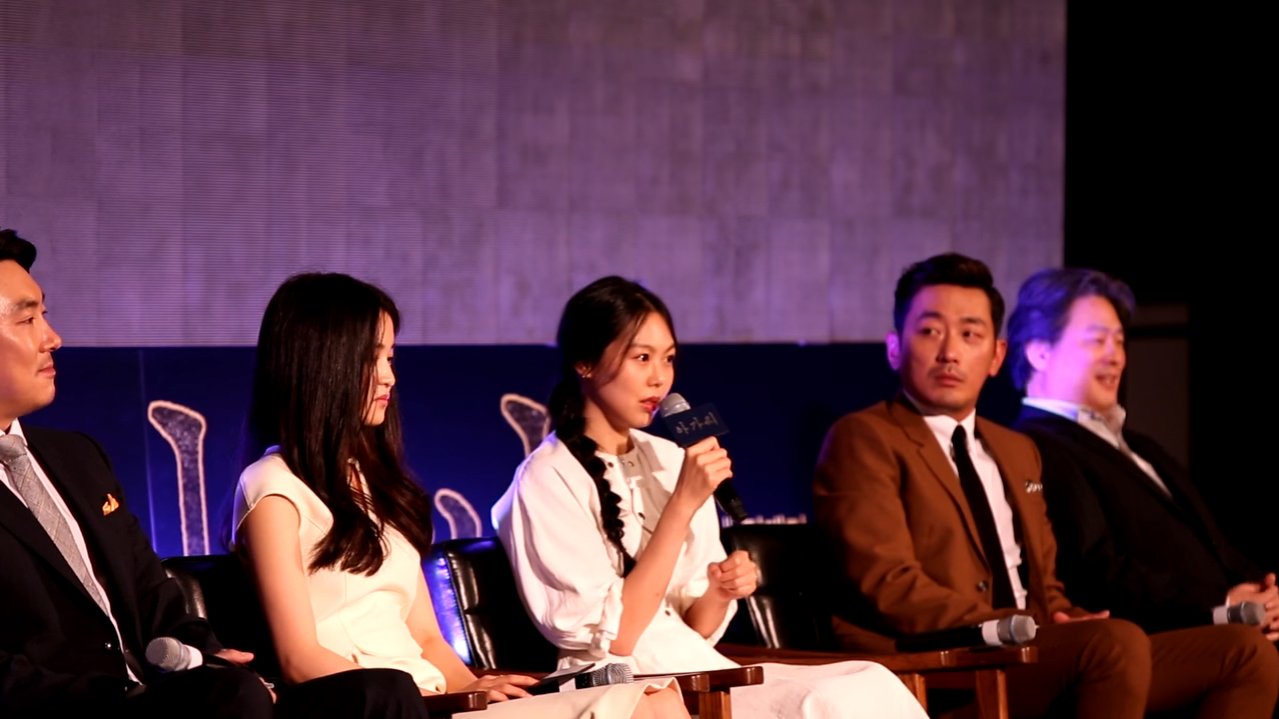 The Handmaiden (2016) โ South Korea ๐ฐ๐ท (image credits: wikimedia)