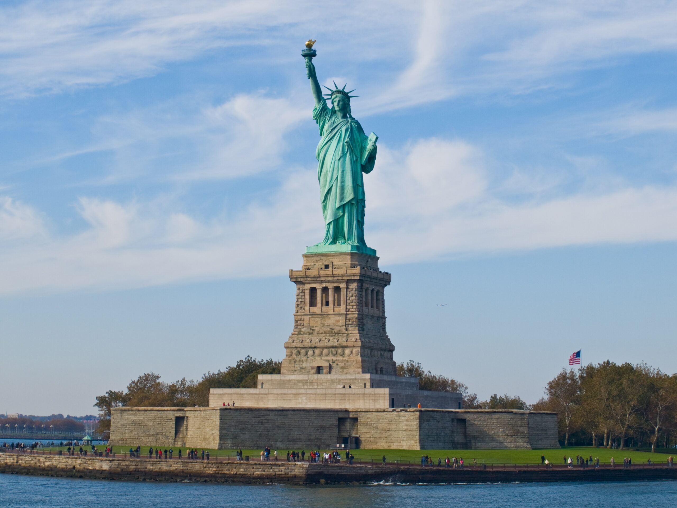 The Statue of Liberty (image credits: wikimedia)