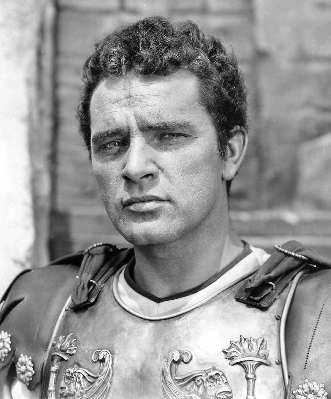 Richard Burton: A Six-Time Oscar Loser (image credits: wikimedia)