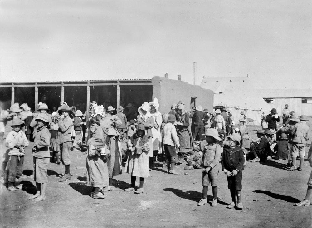 4. Franklin D. Roosevelt – Internment Camps (image credits: wikimedia)