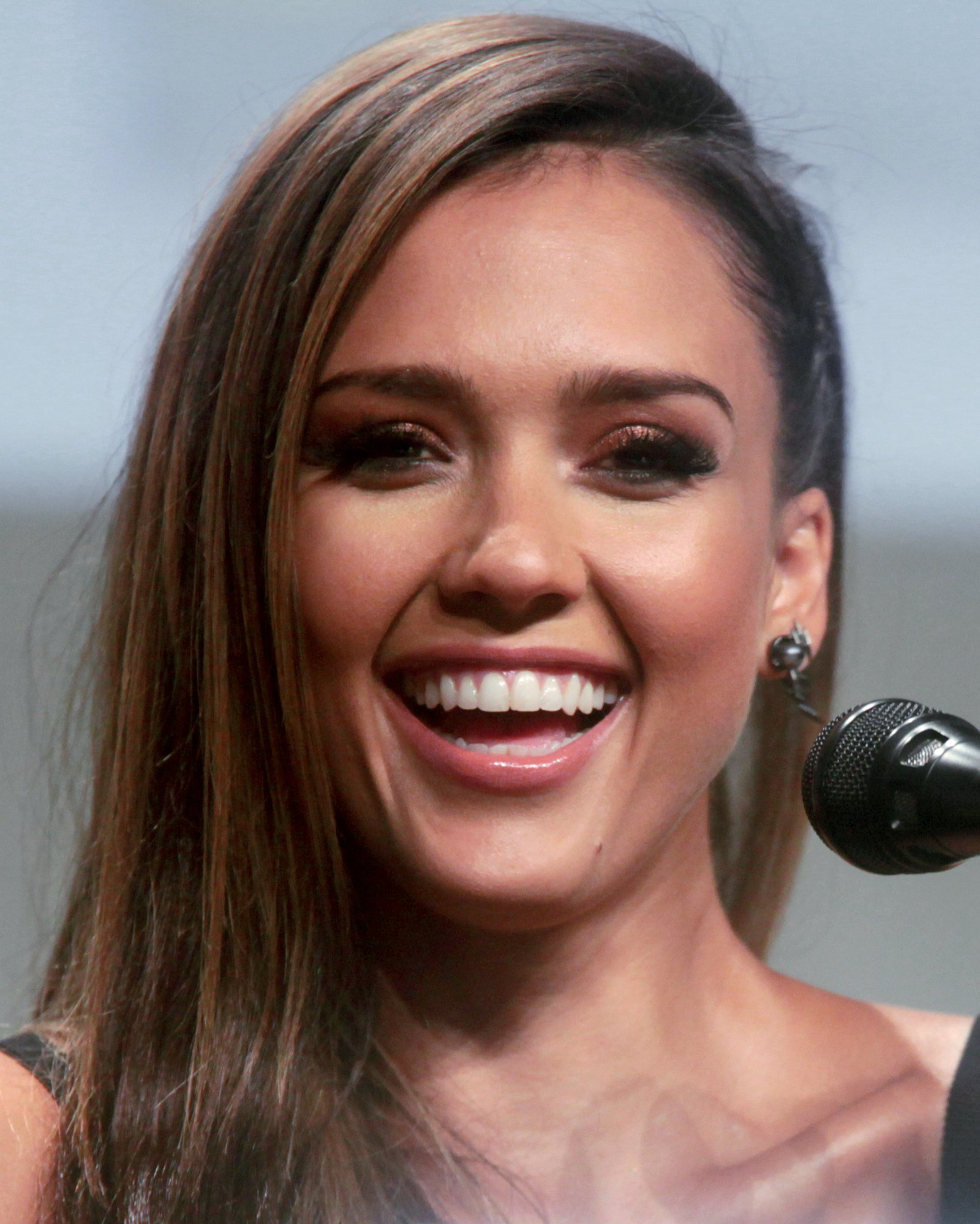 Jessica Alba – From Actress to Skincare CEO (image credits: wikimedia)