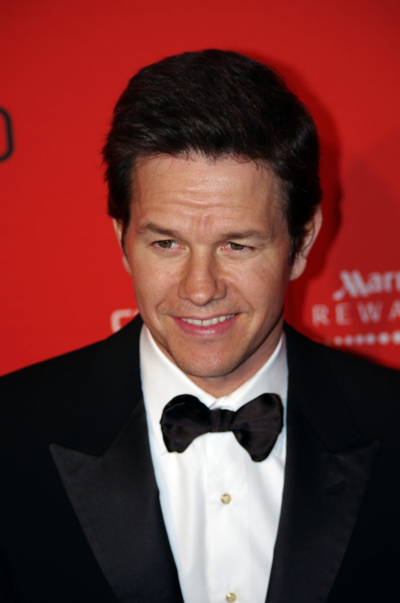 Mark Wahlberg – Hollywood Star Turned Fitness & Fast Food Investor (image credits: wikimedia)
