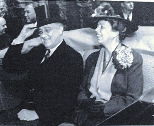 Franklin & Eleanor Roosevelt – The Political Powerhouses of the 20th Century (image credits: wikimedia)