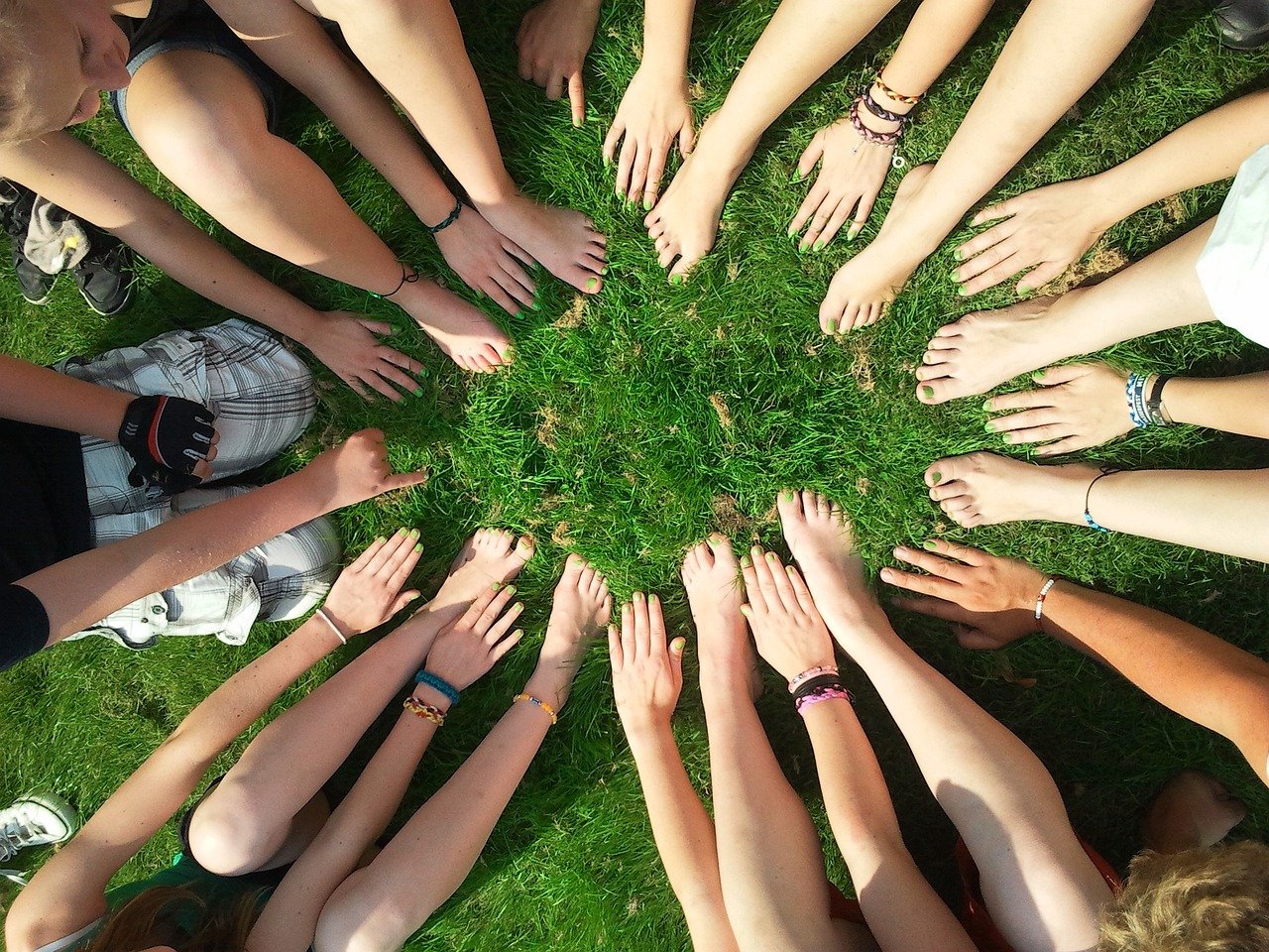 Join a Community or Group (image credits: pixabay)