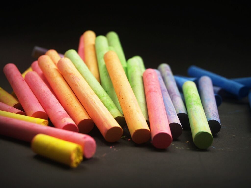 Discover the Joy of Creative Hobbies: 5 Reasons to Start and 5 Tips to Begin