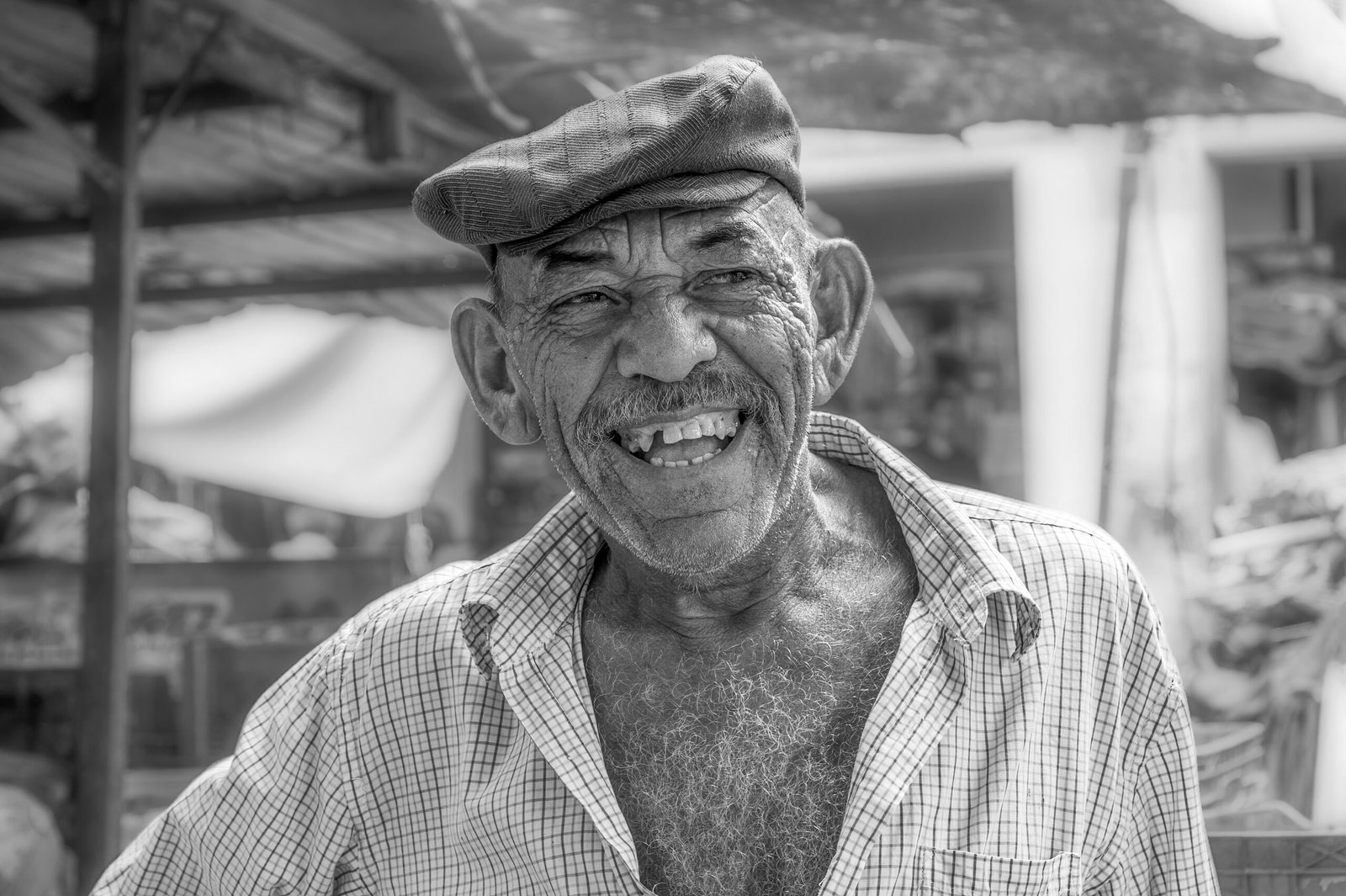 The More You Smile, the Longer You Live 😊📷 (image credits: wikimedia)