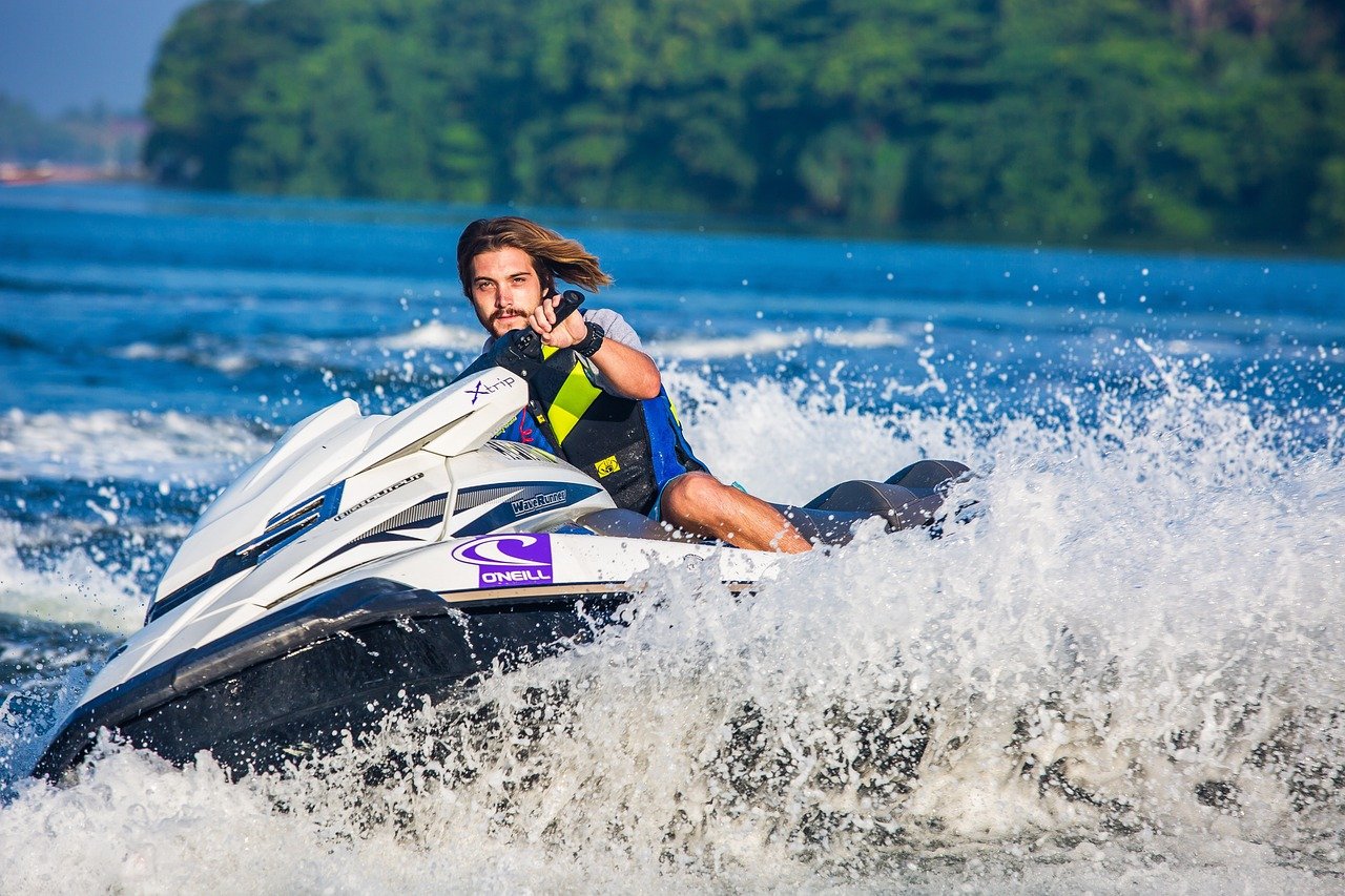 Jet Ski: The Watercraft Adventure (image credits: pixabay)