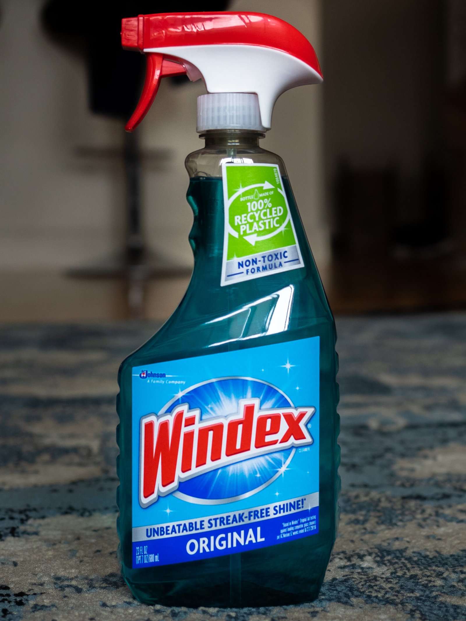 Windex: The Go-To Glass Cleaner (image credits: wikimedia)