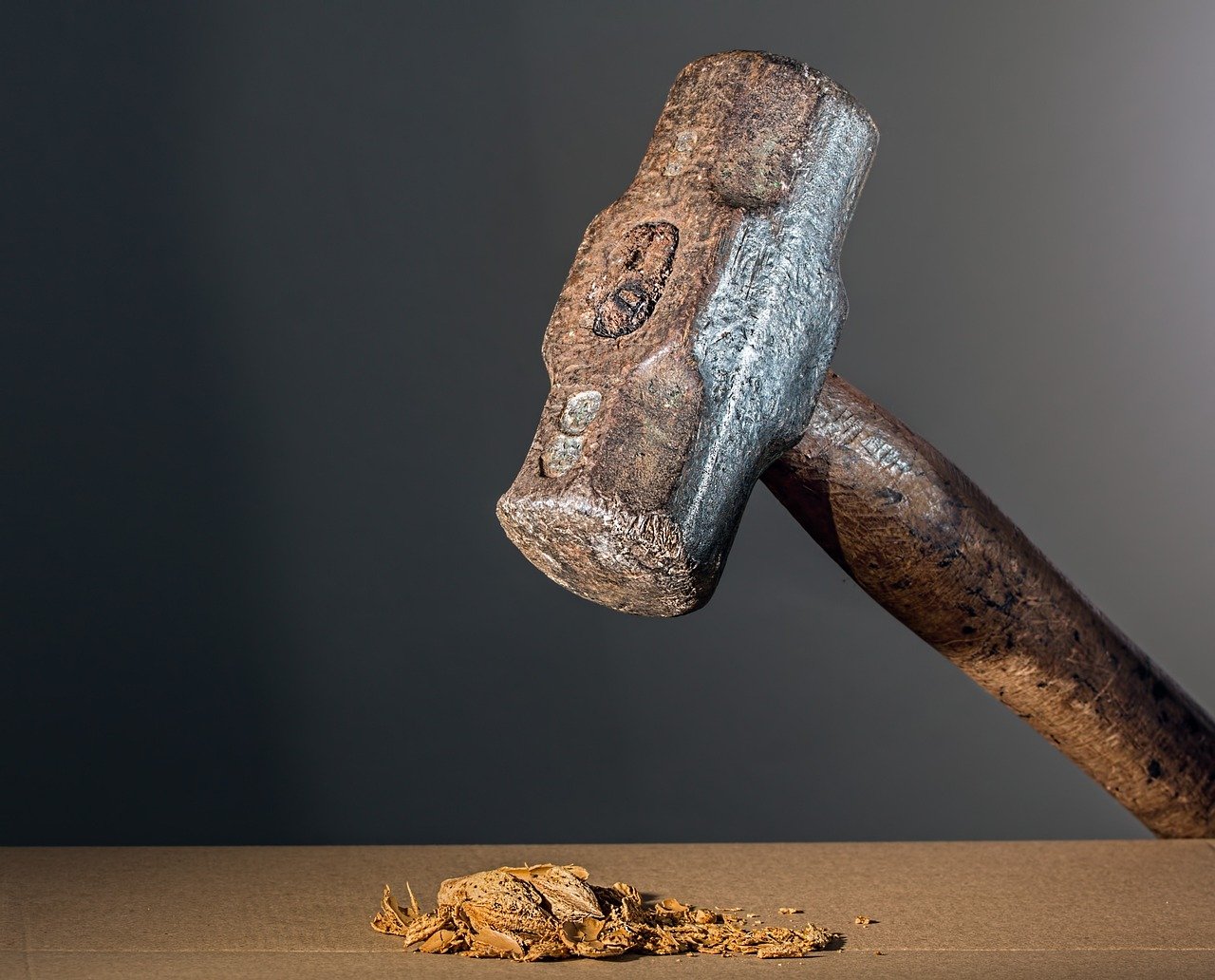 9. The London Hammer (Estimated 100 Million Years Old?) – An Impossible Artifact? (image credits: pixabay)