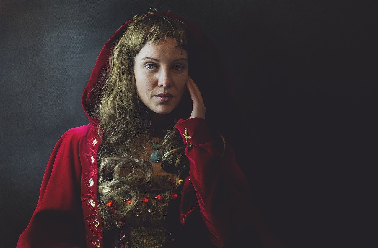 3. Madonna vs. Elton John (image credits: pixabay)