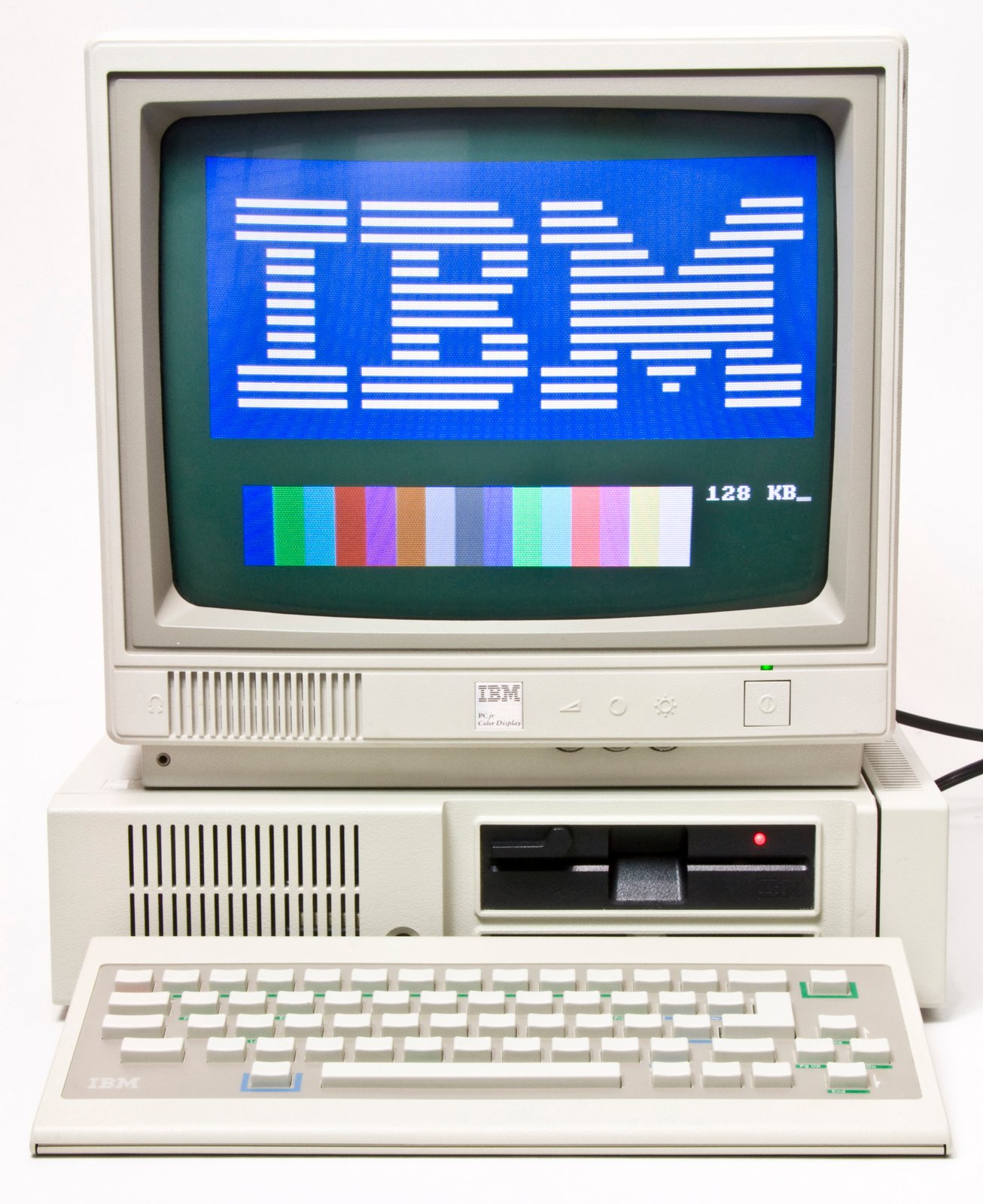 9. IBM PCjr (1984-1985) – $1 Billion Loss (image credits: wikimedia)