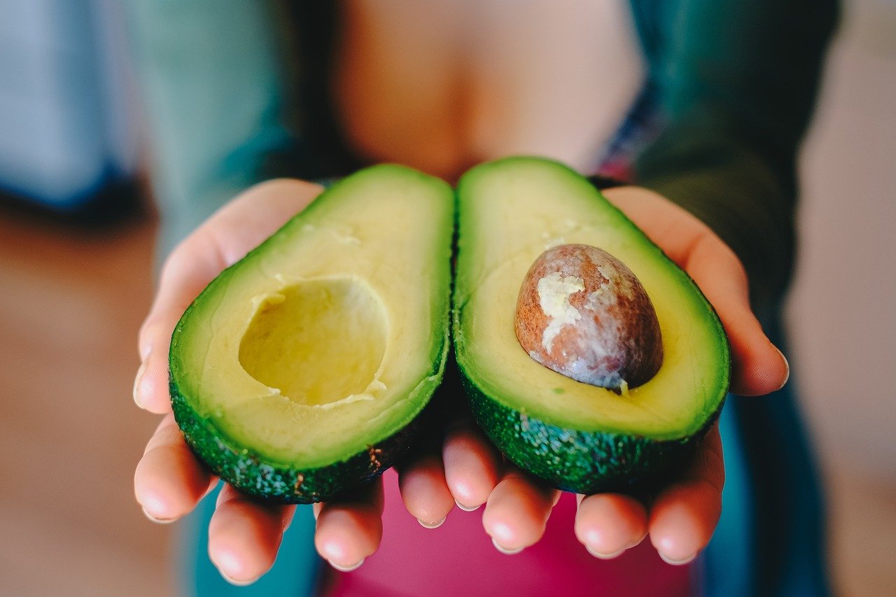 1. Avocados – The Ultimate Healthy Fat (image credits: pixabay)