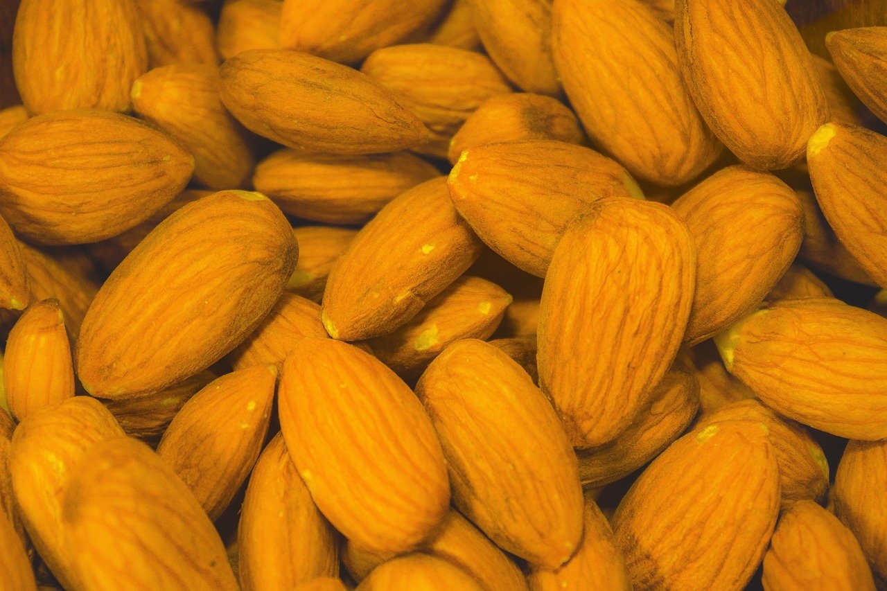 9️⃣ Magnesium-Rich Foods Help (image credits: pixabay)