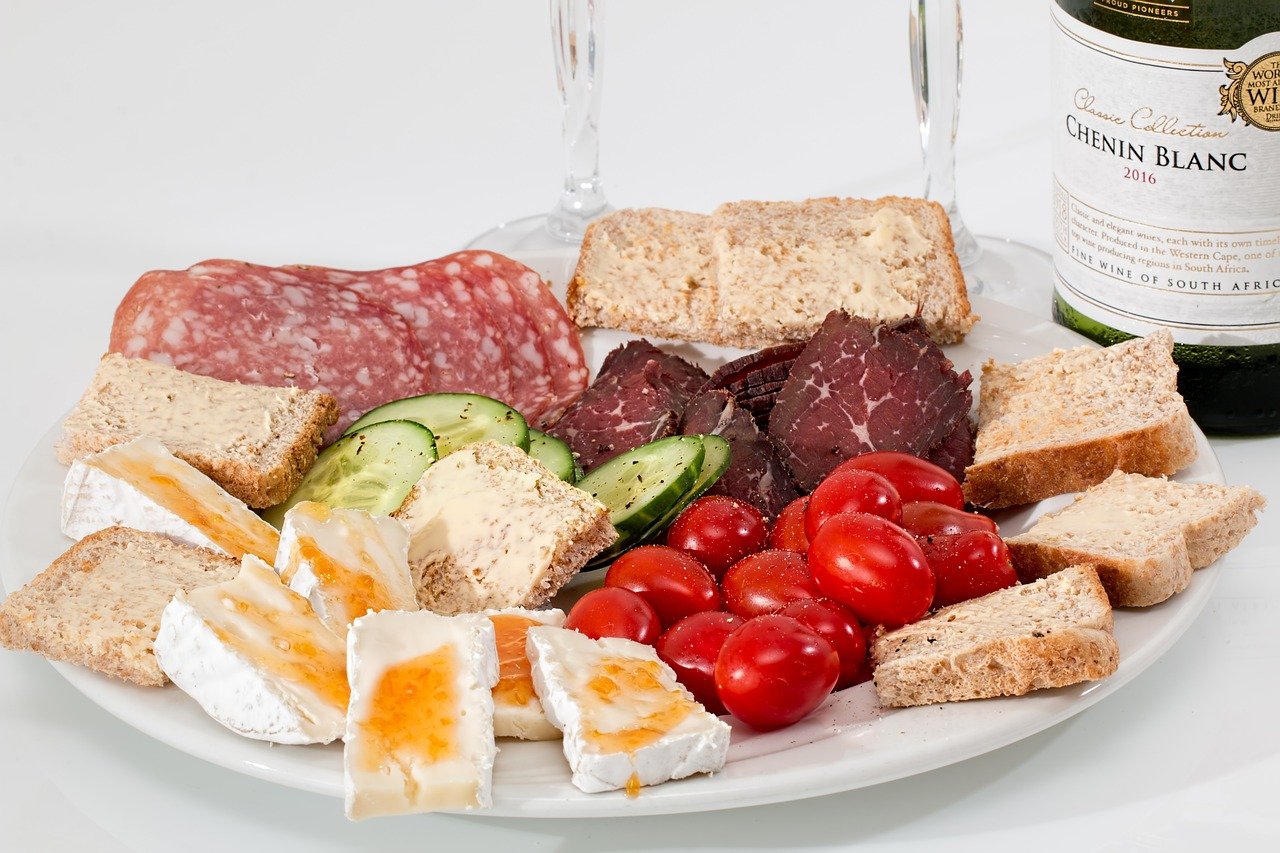 7. You Have to Eat Protein Immediately After a Workout (image credits: pixabay)