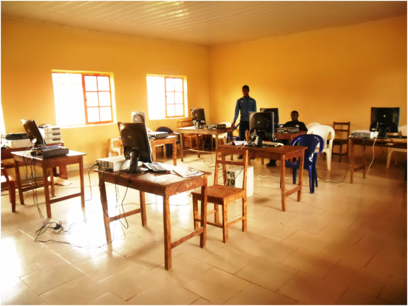 Teachers – Shaping the Future (image credits: wikimedia)