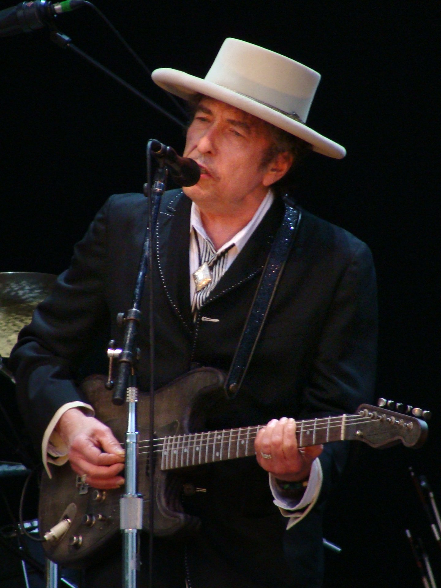 Bob Dylan: The Voice of a Generation (image credits: wikimedia)