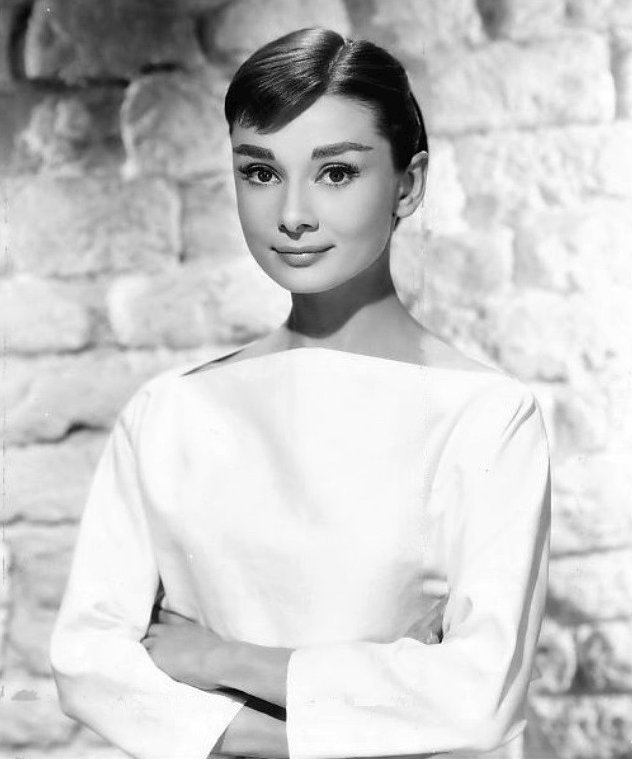 Audrey Hepburn: Elegance and Humanity (image credits: wikimedia)