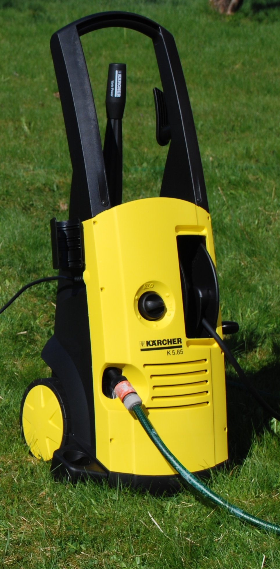 Kärcher – Cleaning Equipment (image credits: wikimedia)