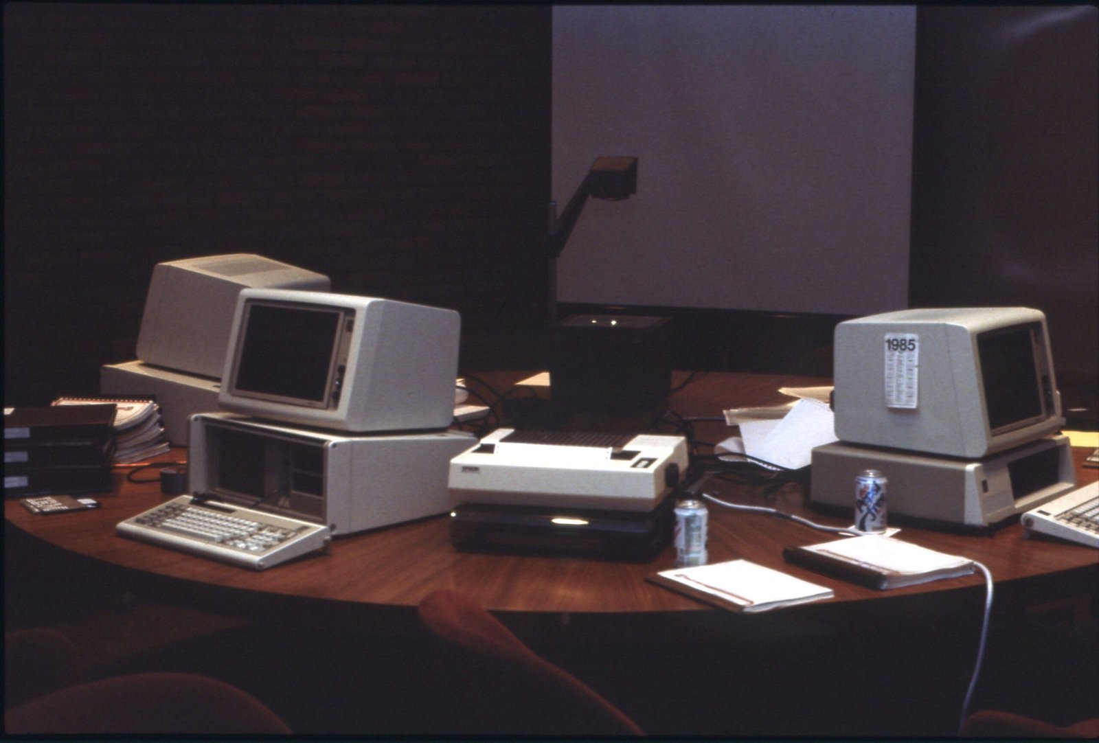 The Personal Computer (1970s–1980s) – The Age of Computing (image credits: wikimedia)