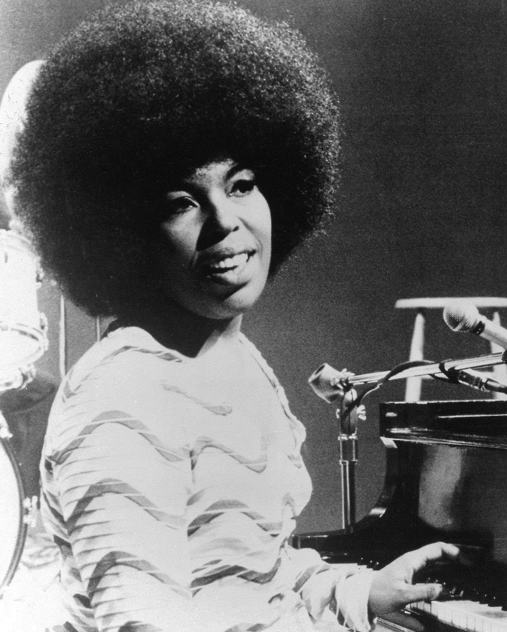 14. Roberta Flack – “The First Time Ever I Saw Your Face” (image credits: wikimedia)