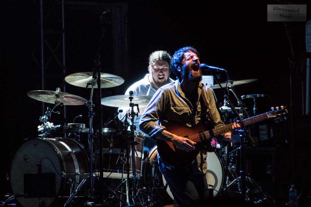 Ray LaMontagne – “Shelter” (image credits: wikimedia)