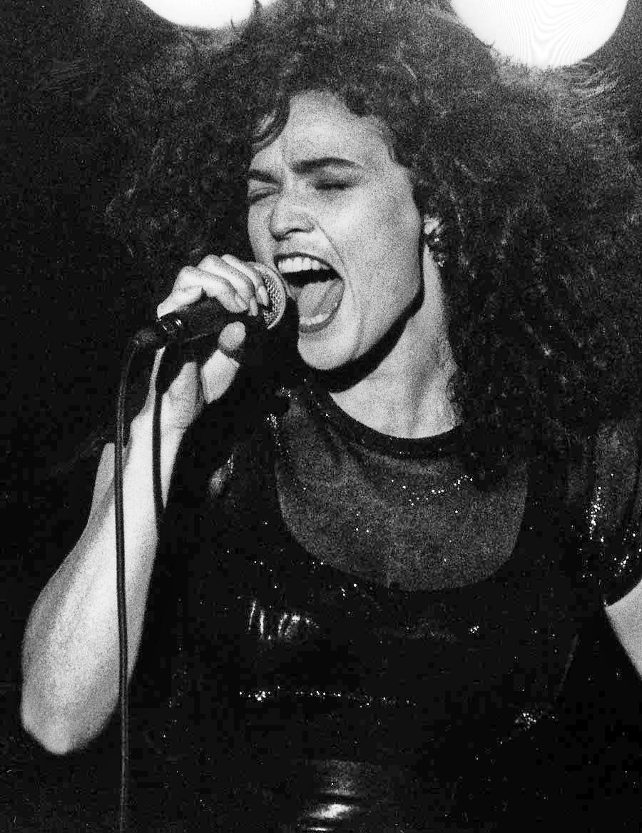 Black Velvet – Alannah Myles (image credits: wikimedia)