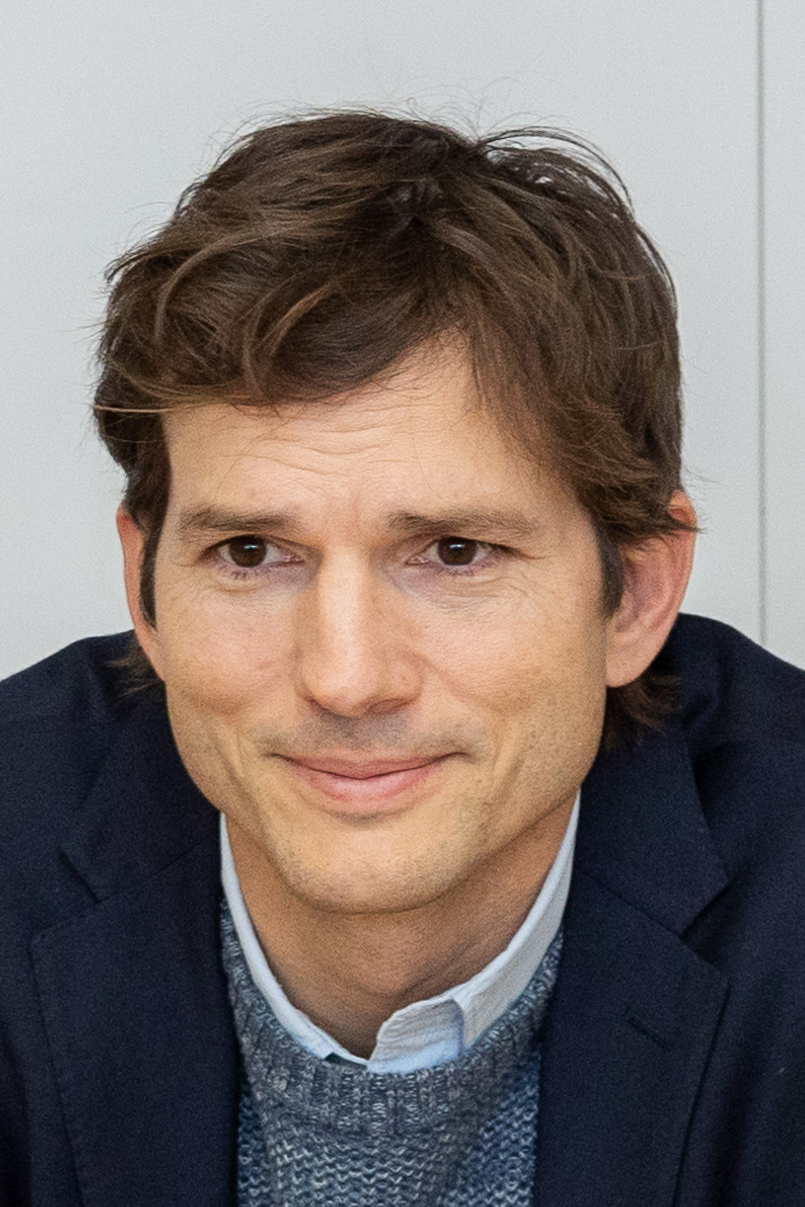 Ashton Kutcher – IQ 160 (image credits: wikimedia)