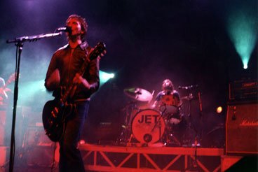 Jet –