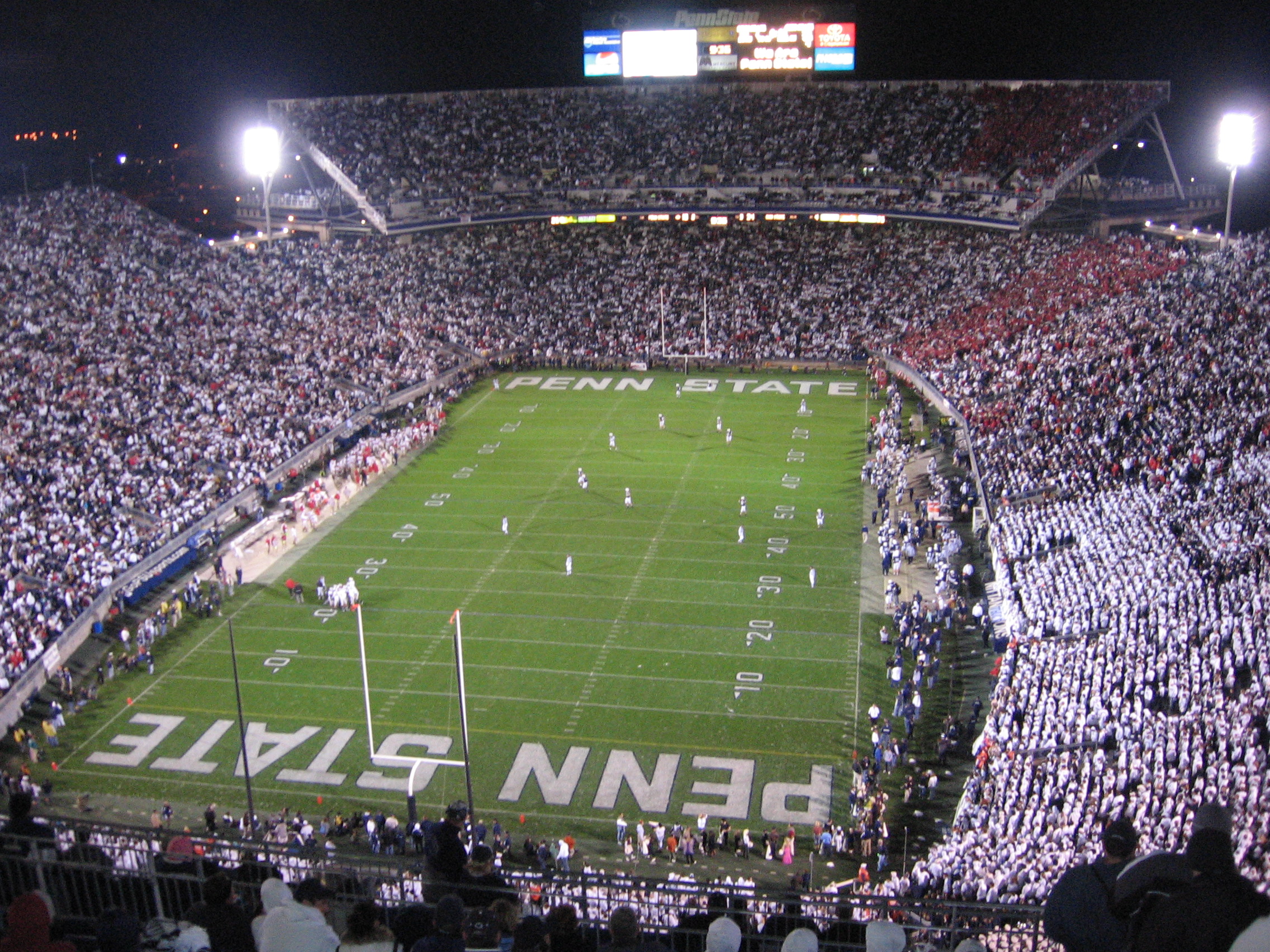 Friday Night Lights – “Always” (image credits: wikimedia)