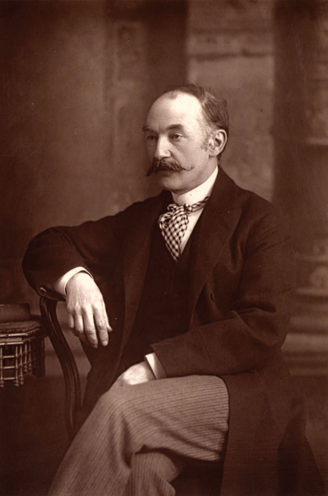 Thomas Hardy – Tess of the d’Urbervilles (1891) (image credits: wikimedia)