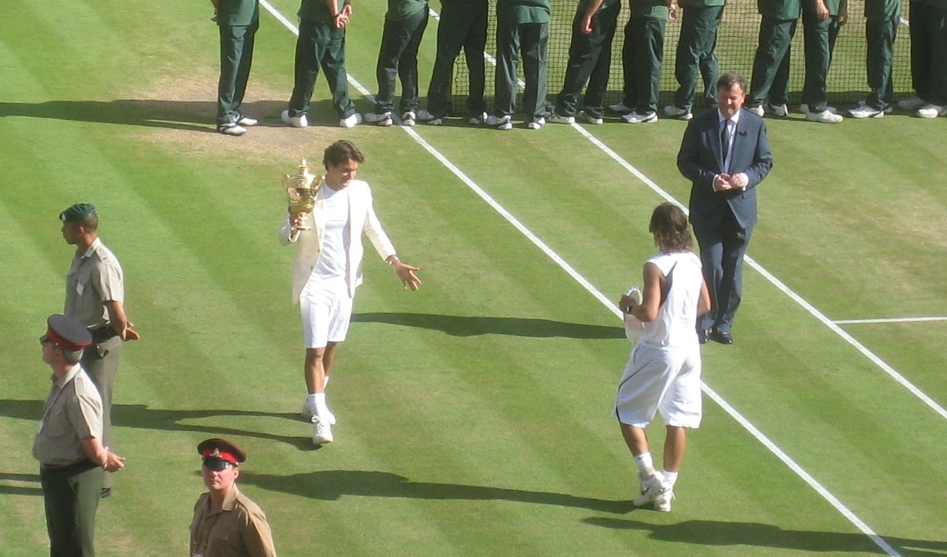 Roger Federer vs. Nadal – Wimbledon Final (2008) (image credits: wikimedia)