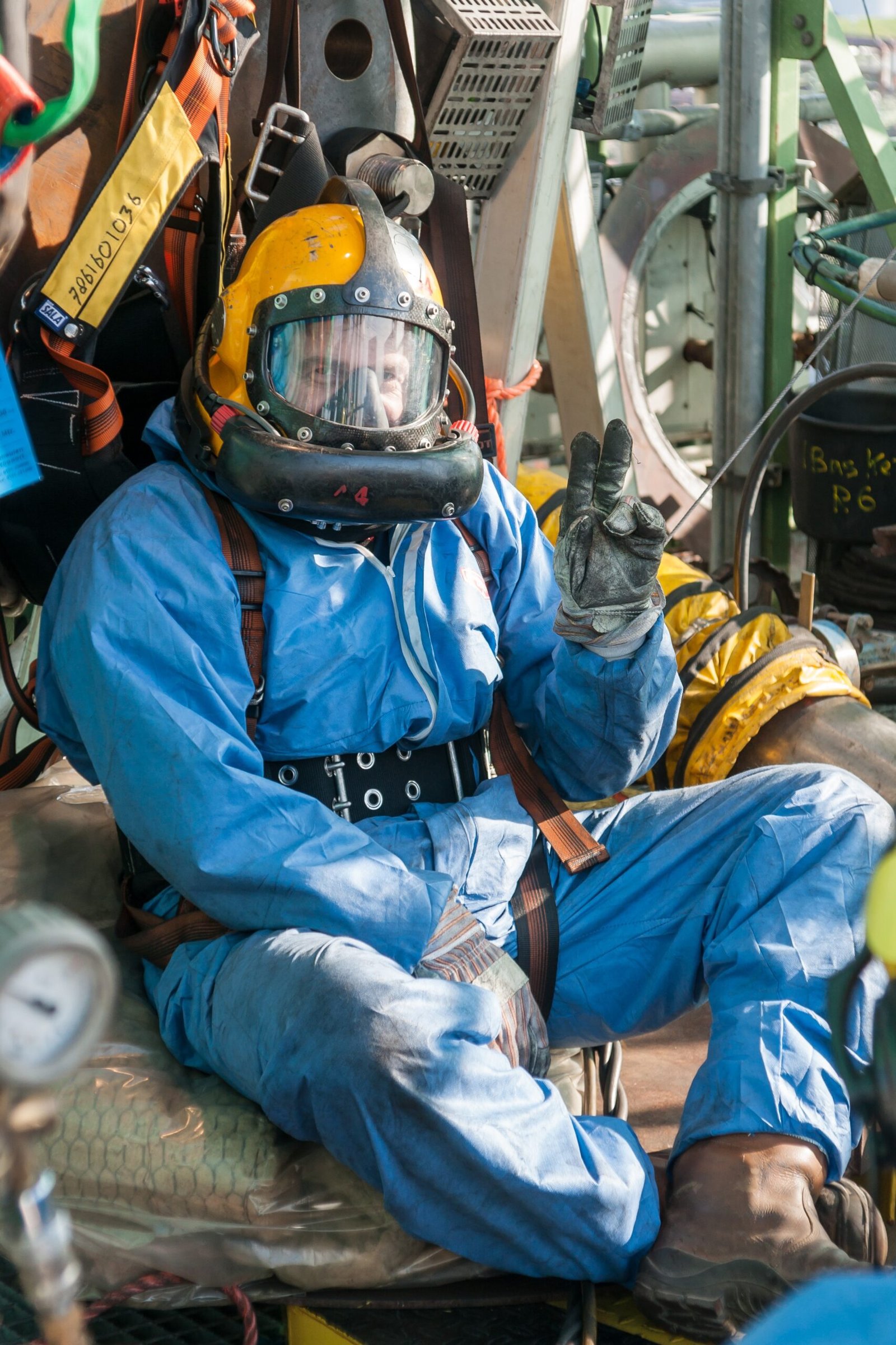Industrial Divers (image credits: wikimedia)