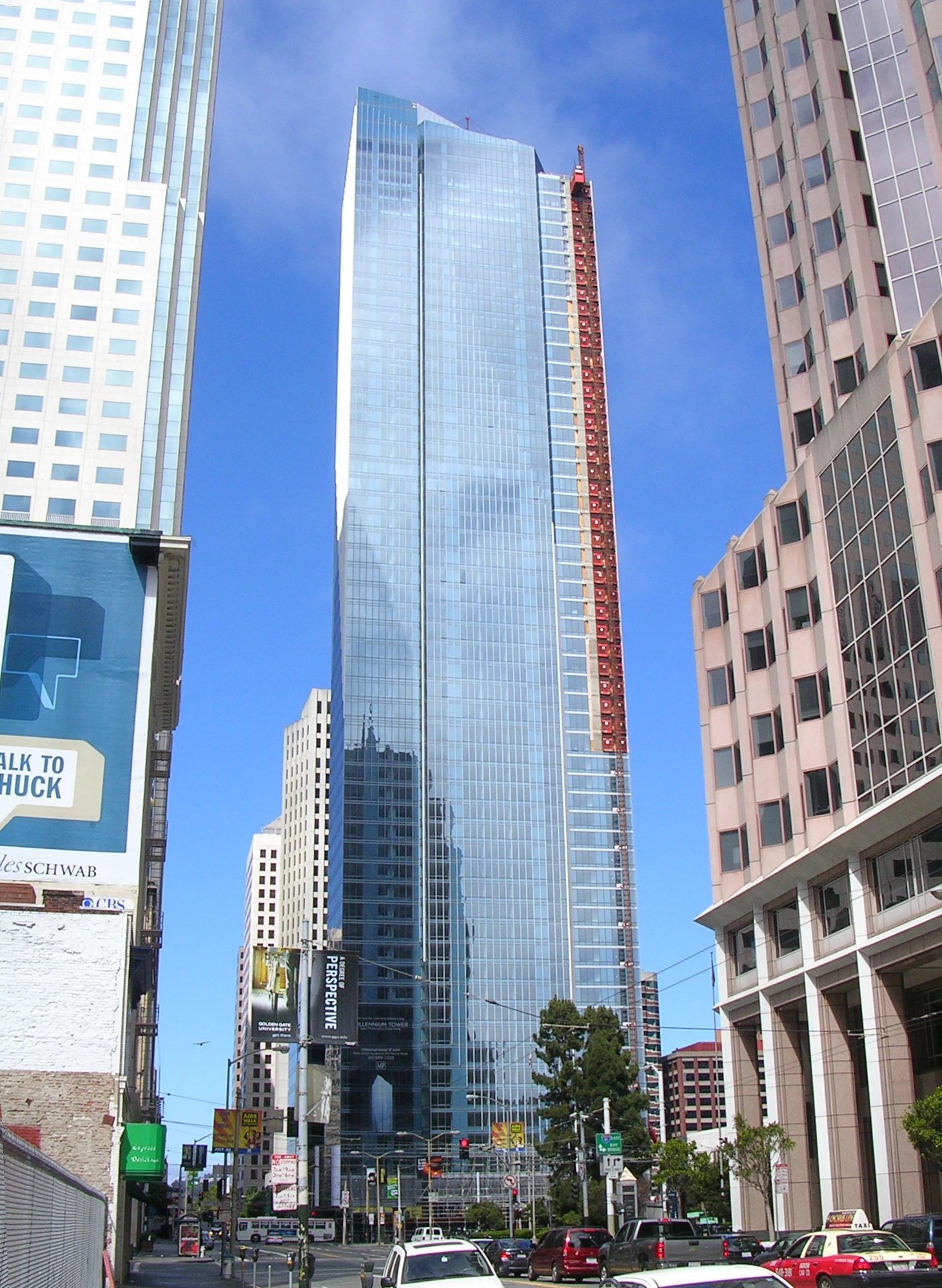 The Sinking Millennium Tower of San Francisco (image credits: wikimedia)