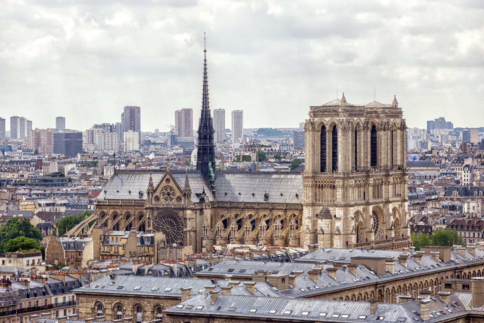 “Bells of Notre Dame” – The Hunchback of Notre Dame (1996) (image credits: wikimedia)