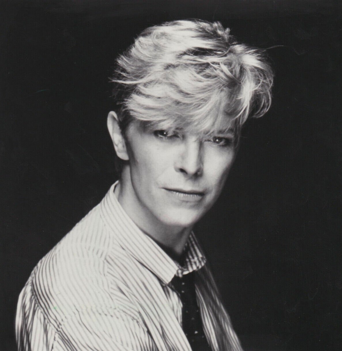 “Let’s Dance” – David Bowie’s Electrifying Reinvention (image credits: wikimedia)