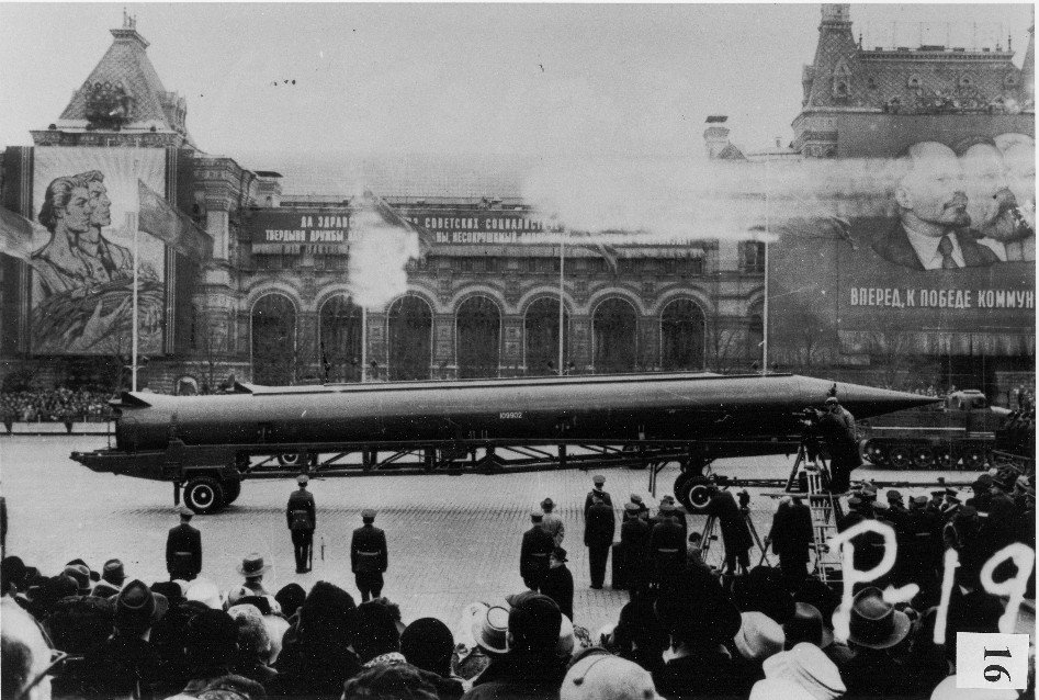 The Cuban Missile Crisis: A Breath Away from Disaster (image credits: wikimedia)