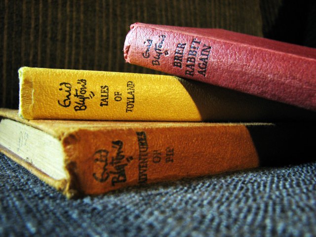 5. Enid Blyton: The Beloved Children's Author (image credits: wikimedia)