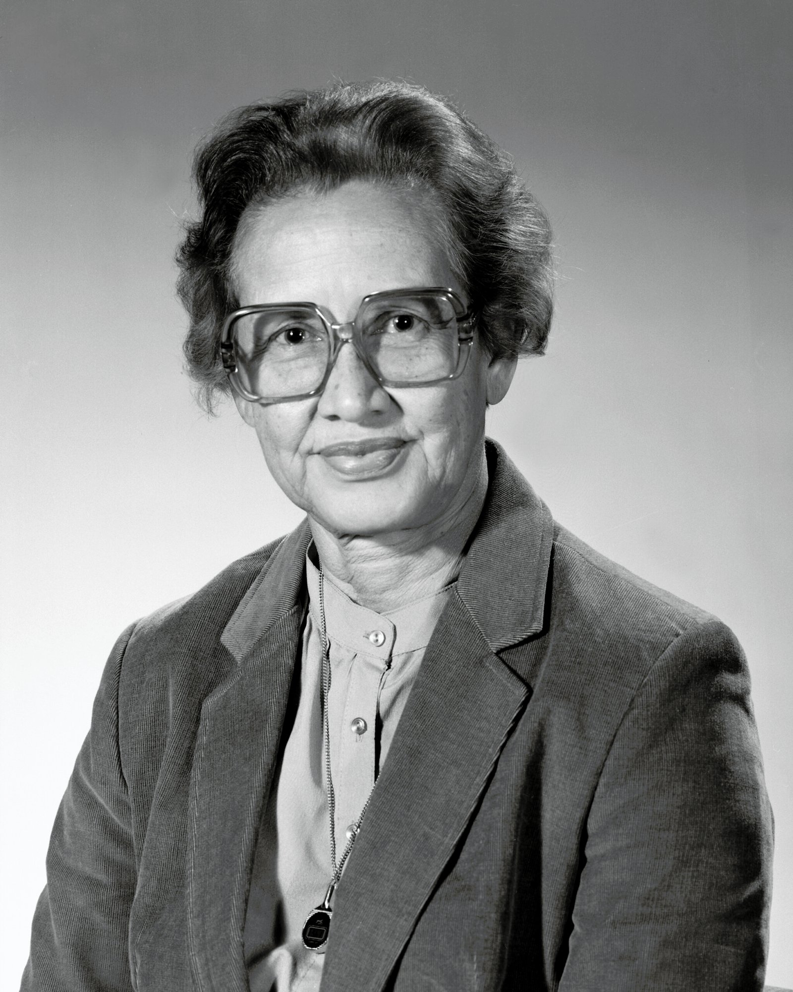 Katherine Johnson: The Hidden Figure Who Reached for the Stars (image credits: wikimedia)