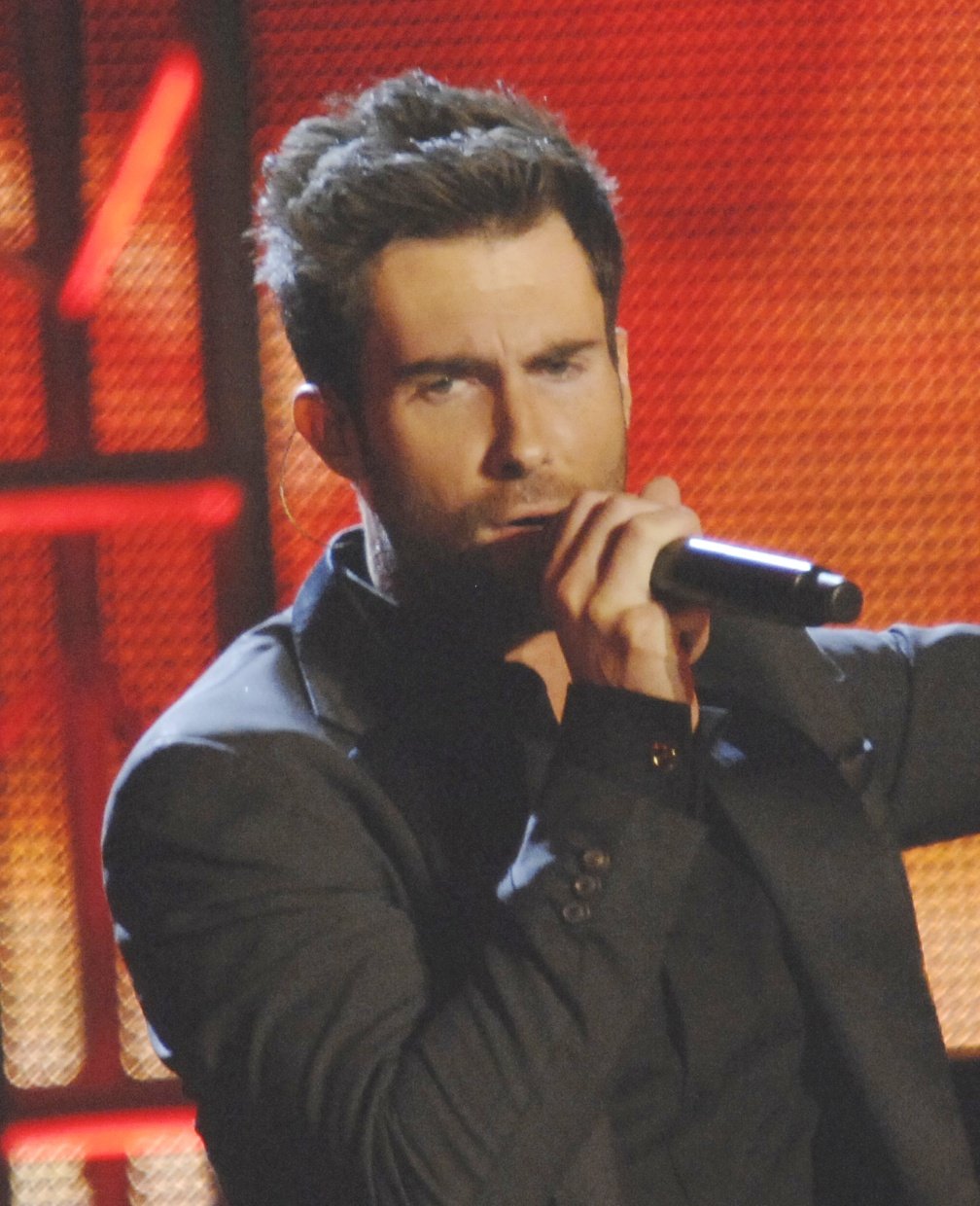 Maroon 5 – “She Will Be Loved” (image credits: wikimedia)