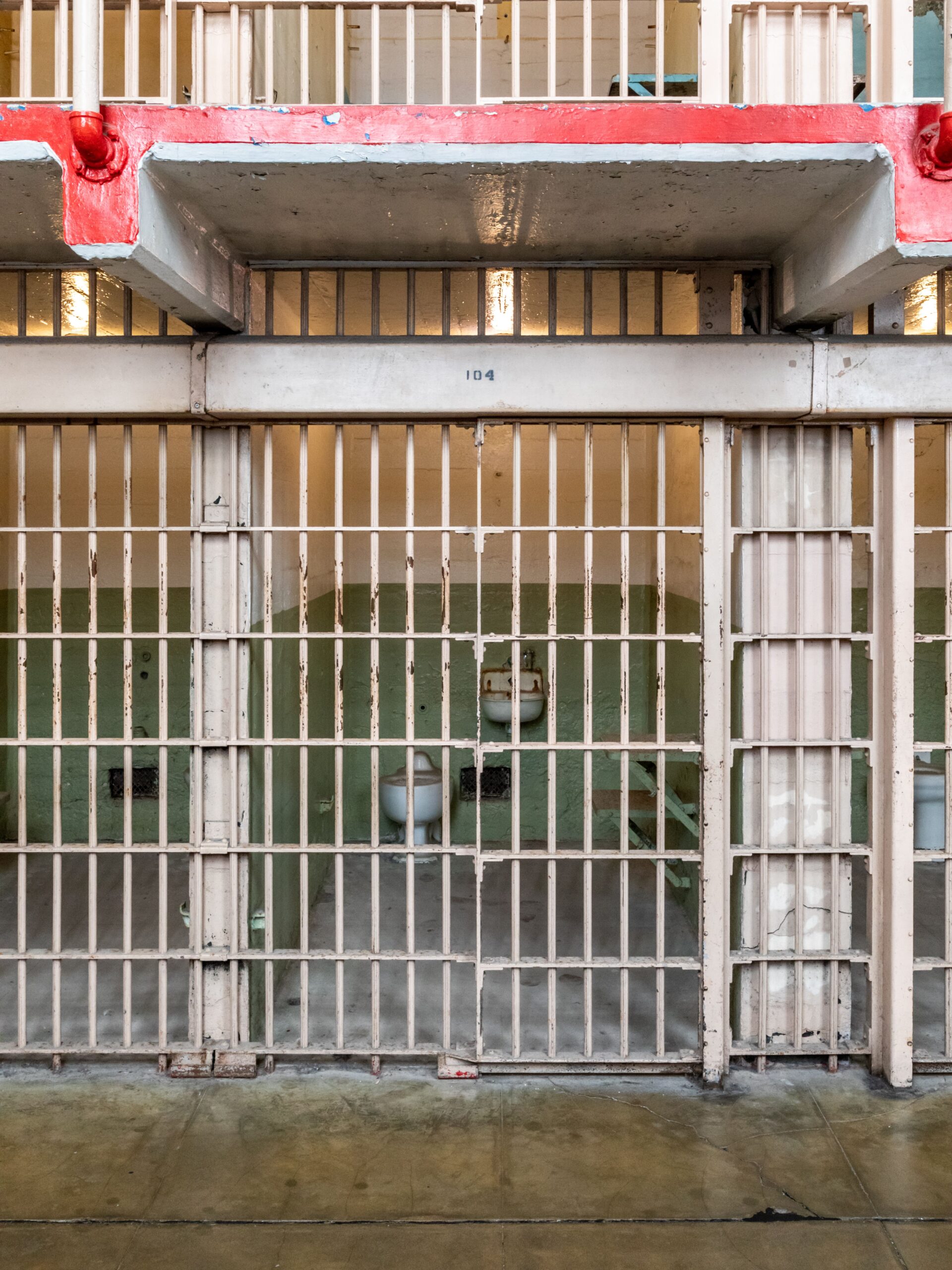 Thirteen Years in the Shadows: Prison, Solitude, and Survival (image credits: wikimedia)