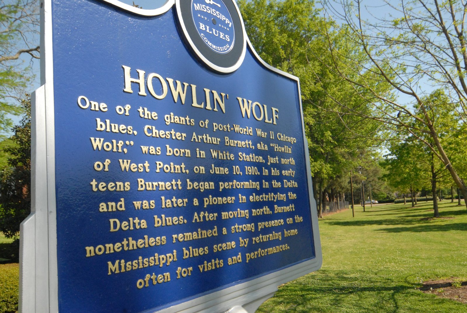 Howlin’ Wolf – Moanin’ in the Moonlight (1959) (image credits: wikimedia)