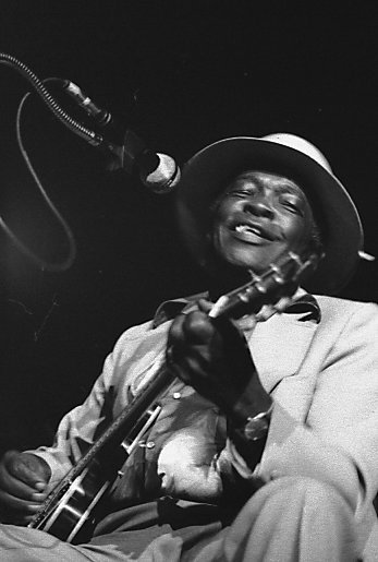 John Lee Hooker – It Serves You Right to Suffer (1966) (image credits: wikimedia)